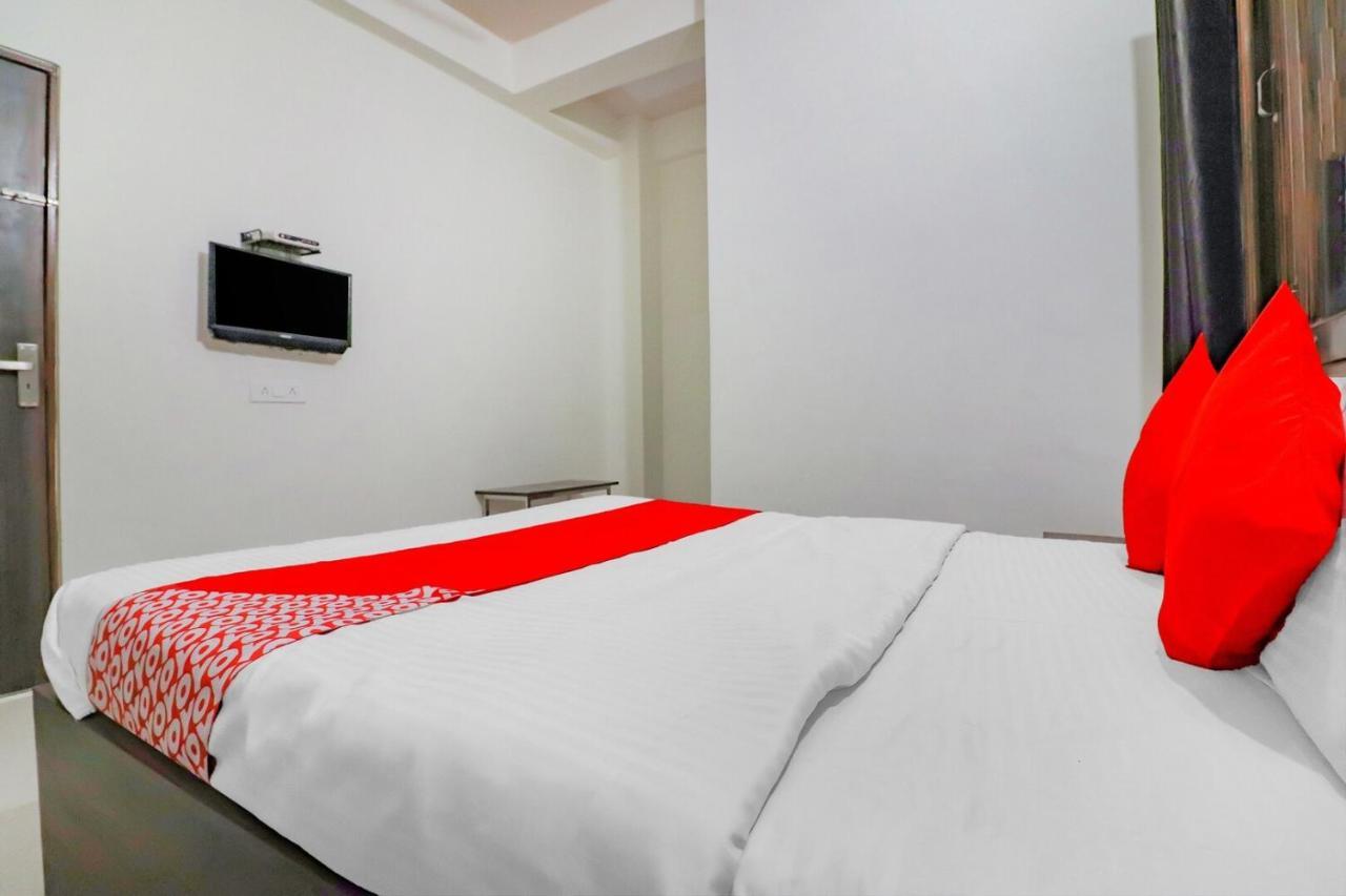 Rajlakshmi Guest House 马图拉 外观 照片