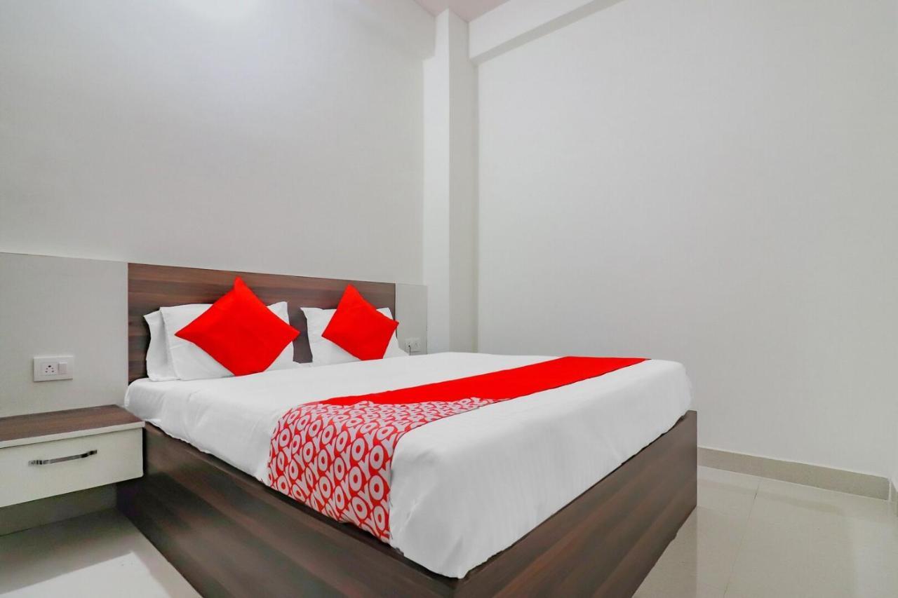 Rajlakshmi Guest House 马图拉 外观 照片