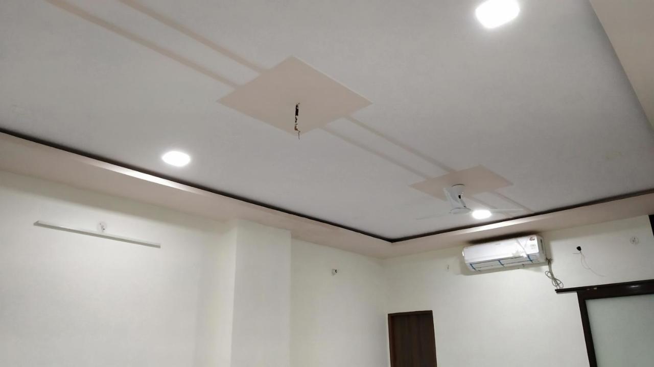 Rajlakshmi Guest House 马图拉 外观 照片